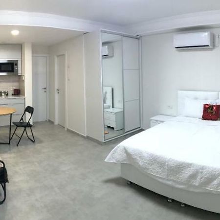 Coral Studio Vacation Apartment Eilat Bagian luar foto