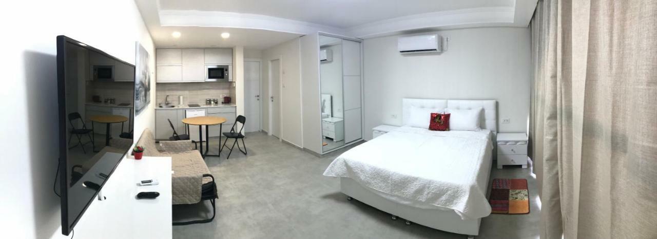 Coral Studio Vacation Apartment Eilat Bagian luar foto