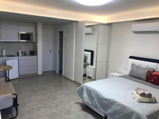Coral Studio Vacation Apartment Eilat Bagian luar foto